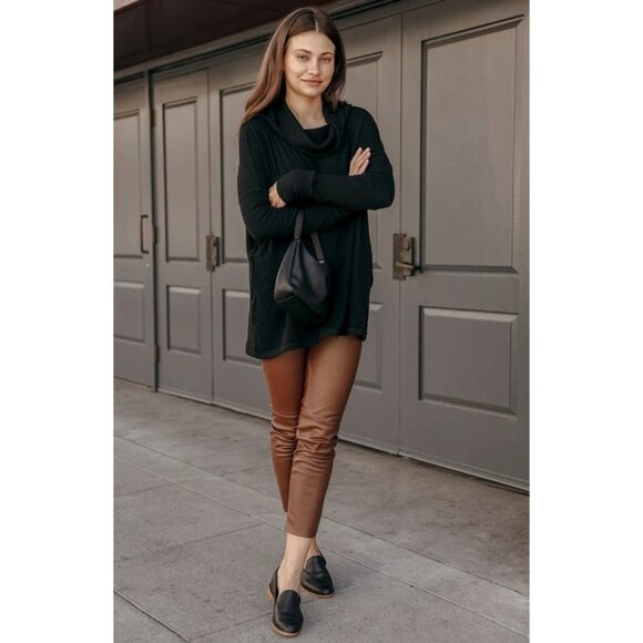 Free People Black Juicy Black Ribbed Knit Cowl Neck Tunic Top size XS - Picture 16 of 16